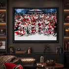 Frameworth - Carolina Hurricanes Toile encadrée 20 po H x 29 po l Champions de la Coupe Stanley 2026 - Sous licence officielle LNH/AJLNH-Format fini 22.5x31.5 pouces pour salon, bureau, salle de sport ou espace de collection