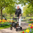HOMCOM - Déambulateur pliable avec siège pour personnes âgées, 4 roues - rouge-Le siège et le dossier rembourrés offrent un grand confort à chaque pause 