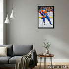 Connor McDavid 20x29 sur toile Oilers Action-V - Toile encadree - 22" x 31"-Prêt à accrocher - livré entièrement assemblé