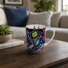 Oscardo - Tasse porcelaine « Bear » de John Rombough - 485 ml-Emballage boîte cadeau - Boîte spécialement conçue mettant en valeur l’œuvre de l’artiste avec des descriptions culturelles significatives