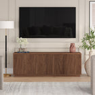 Hudson&Canal - Meuble TV Hanson pour téléviseurs jusqu'à 75" - Noyer satiné-Fabriqué à partir de matériaux robustes en MDF et PVC avec une finition en noyer satiné fabriquée à la main