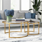 Hudson&Canal - Table basse ronde gigogne Mitera - Laiton-Le plateau de la table est en verre trempé robuste