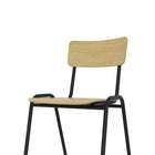 Ceha Canada - Chaise polyvalente et empilable Ruby - Noir/Bouleau-Base revêtue par poudrage : Offerte en 2 options de cadre — blanc ou noir — pour s’adapter à tout décor