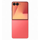 Samsung - Galaxy Z Flip7 - 256 Go - Rouge corail - Bell et Virgin Plus-Avec le Galaxy Z Flip7, vous pouvez utiliser des fonctionnalités alimentées par l’IA comme Gemini Live1et ce, directement à partir de l’écran de couverture. Faites l’expérience de la fonctionnalité mains libres pour un contrôle total et plus de commodité avec le Galaxy Z Flip7