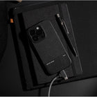 Native Union - Câble Belt Duo USB-C vers USB-C/Lightning 1,5m - Zebra-Prend en charge la charge à grande vitesse jusqu'à 60 W pour MacBook Pro 16 pouces et tout autre appareil de type C
