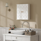 HOMCOM - Armoire murale de salle de bain avec 2 portes, étagère réglable - blanc-L’étagère réglable offre des solutions de rangement flexibles