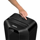 Fellowes - Déchiqueteuse à coupe croisée Powershred LX70-Fonctionnement silencieux : Le fonctionnement silencieux réduit les nuisances sonores, ce qui en fait la déchiqueteuse idéale pour les bureaux à domicile et les espaces de travail partagés.
