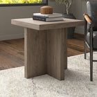 Hudson&Canal - Table d'appoint carrée Elna de 56 cm de largeur, , chêne gris vieilli-Fini en chêne gris vieilli aspect bois