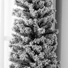 HOMCOM - Arbre de Noël artificiel fin floqué de neige artificielle 7.5pi-La base est amovible et pliable pour un rangement facile 