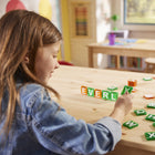 MAGNA-TILES - microMAGS Ensemble de construction magnétique Apprendre les lettres 56 pièces-Développemental: Encourage la reconnaissance des lettres, la pratique de la phonétique et la formation de mots précoces, tout en soutenant le développement de la motricité fine et de la coordination œil-main par le jeu actif