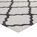 Modway - Marja Treillis marocain Tapis de 5 pi l x 8 pi L - Ivoire et charbon de bois-Dessous du tissu de jute adhéré