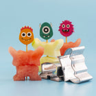 Kikkerland - coupe-fruits - monstres-Comprend : 2 découpeurs de monstres, 8 têtes de monstres, 24 cure-dents