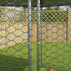PawHut - poulailler 13,1 pi x 11,4 pi avec couverture pour jardin extérieur-Le treillis en acier trempé protège bien vos animaux et offre une bonne ventilation 