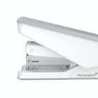 Agrafeuse antimicrobienne Fellowes LX840 EasyPress demi-bande - Blanc-Conception offrant des performances silencieuses