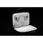 Swissdigital - BOLLIGEN Housse Noire pour ordinateur portable 14″-SYSTÈME ADD-A-BAG : Le système intelligent Add-A-Bag est non seulement un véritable soulagement pour vos voyages avec plusieurs bagages, mais il est aussi extrêmement facile à utiliser. Attachez simplement votre sac à votre bagage grâce à la sangle intégrée, sans les mains. Le manchon pour trolley se fixe sur la poignée verticale de votre bagage, vous permettant d'attacher votre sac à dos à la valise et de le tirer d'une seule main.