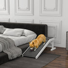 PawHut - Rampe pour animaux, marches de lit pour chien avec tapis antidérapant, 49 po L x 16 po l x 14 po H - blanc-Sert également de belle décoration pour votre pièce 