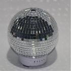 Rotate - Diffuseur d'huiles essentielles boule disco et humidificateur à brume fraîche à ultrasons - Argent-Design de boule disco argentée : Présente une finition argentée élégante et réfléchissante qui sert d'élément de décoration unique et moderne