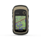 Garmin - GPS portable eTrex 32x robuste avec boussole et altimètre barométrique - Brun-Gardez Votre fix La Série eTrex Utilise à la Fois des Systèmes GPS et des Systèmes Satellites GLONASS, de Sorte Que le Récepteur A la Capacité de Suivre dans des Environnements Plus Difficiles Que le GPS Seul