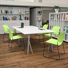 Flash Furniture - Chaise ultra-compacte empilable verte de la série HERCULES avec une et cadre enduit de poudre noire-Cadre de base traîneau noire avec patins en plastique non marquant