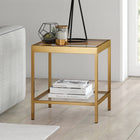 Hudson&Canal - Table d'appoint carrée Alexis de 50 cm de largeur par - Laiton-Une finition en laiton doré fabriquée à la main est appliquée sur le cadre en acier