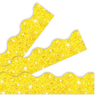 Trend Enterprises Scalloped Sparkle Terrific Tondeuse, jaune, paquet de 60-Utilisation dans les espaces de réunion, les salles de classe, les halls ; projets d'artisanat, aussi. Les couleurs se coordonnent avec le décor TREND.