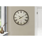 Monarch Specialties - Horloge - 20 po Rond - Horloge Murale - Brun Antique - Transitionnel-Les chiffres romains et l'affichage analogique sont faciles à lire et se détachent sur un fond ancien pour un décor élégant
