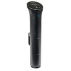 Anova - Cuiseur Sous Vide de Précision Nano 3.0-jamais plus d’aliments trop cuits ou pas assez cuits. Le cuiseur de précision Anova Nano sous vide fait circuler l’eau à la température exacte requise pour des repas parfaitement cuits, peu importe ce qui est au menu. Utilisez l’application Anova pour accéder à des milliers de recettes gratuites et surveiller votre cuiseur depuis votre téléphone via Wifi