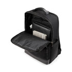 Bugatti - Sac à dos d’affaires de la Collection Blake pour portable 15,6po - Noir-Poche avant avec organisateur intégré pour garder les essentiels bien rangés