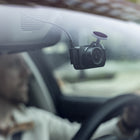Garmin - Dash Cam Mini 3 - Noir-Gardien de stationnement envoie une notification à votre téléphone si un incident est détecté (nécessite Vault payant/Wi-Fi/alimentation/application)