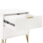 Manhattan Comfort - Table de nuit moderne DUMBO 20,07" à 2 tiroirs - Blanc-Pieds évasés en métal doré élégants ajoutant une touche de design mode et de durabilité
