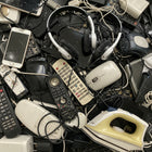 TerraCycle - Déchets Électroniques - Zero Waste Box- Petite-Inclus : boîte de collecte durable imprimée en couleur avec doublure interne, étiquette d’expédition UPS prépayée pour le retour, et recyclage des déchets collectés.