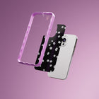 Ideal of Sweden - Pack imprimé pour iPhone 17e/16e/15/14/13/12/12 Pro - Écru Noir-Chaque pack comprend deux inserts qui se placent entre votre téléphone et une coque transparente, offrant ainsi un look polyvalent et personnalisé