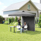 Outsunny - Tente auvent pliante 8 pi l x 8 pi L avec paroi latérale - Sac de transport - Gris foncé-Hauteur facile à régler (3 positions) grâce au bouton-poussoir, sans risque de se pincer les doigts