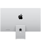 Apple -  Studio Display 27 po 5K Écran Retina doté d’un support inclinable et verre standard-Caméra Et Audio De Pointe: Pendant vos appels vidéo, la caméra Center Stage 12 Mpx vous montre à votre avantage sous n’importe quel éclairage et vous garde au milieu de l’image.