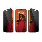 PanzerGlass - Protecteur d'écran de confidentialité pour iPhone 15 Pro - Noir-Un protecteur d'écran compatible avec les étuis en verre trempé plat