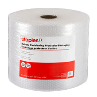 Staples - Papier bulle standard - 3/16 po d'épaisseur - 12 po x 175 pi-Le film à bulles standard protège vos objets de valeur pendant le transport, évitant ainsi qu'ils ne soient endommagés.