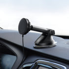 iOttie - Support de tableau de bord et pare-brise sans fil Velox Qi2 pour téléphones portables-Les puissants aimants N52 intégrés maintiennent votre téléphone en place et dans une position parfaite pour la recharge sans fil, même sur les routes accidentées. La face de montage est recouverte de silicone doux et antidérapant pour une connexion en douceur et une meilleure adhérence