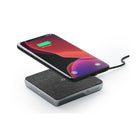 ALOGIC - Chargeur sans fil Ultra - 10 W-Le coussinet de base à haute friction saisit le chargeur et le maintient solidement sur n'importe quelle surface.