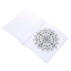 Crayola - Cahier à colorier de mandalas Douces méditations-Pages à colorier perforées : Chaque page à colorier de 8,5 po x 11 po est perforée pour pouvoir facilement la détacher et l'afficher une fois coloriée