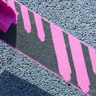 Qaba - Trottinettes pliantes légères avec roues lumineuses, guidon à 4 niveaux - rose-Système de freinage double pour plus de sécurité et un arrêt efficace 
