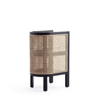 Manhattan Comfort - Table d’appoint chic industrielle de 11,81 po de Versailles - Noir et canne naturelle-Chaque étagère a une hauteur de 7,87 pouces