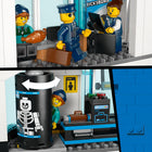 LEGO - My City L’aéroport avec avion-Les accessoires LEGO de l’aéroport comprennent 3 valises, 2 billets et 2 baguettes de signalisation