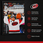 Frameworth - Frederik Andersen Toile encadrée 20 po H x 29 po l Carolina Hurricanes Champions de la Coupe Stanley 2026 - Sous licence officielle LNH/AJLNH-8