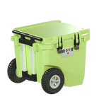 RovR - RollR 45 Glacière rigide à roulettes pintes avec poignée télescopique - Matcha-Les nouveaux loquets RapidLock créent un joint étanche à l’air et offrent un accès rapide et facile à la fête