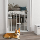 PawHut - Barrière pour Chien à Montage par Pression Fermeture Automatique pour L 29"-31,5" - Blanc-Petite porte permettant aux chats de passer, améliorant la mobilité des animaux
