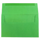JAM Paper - Enveloppes d'invitation colorées A10 - 6 x 9,5 - vert recyclé - paquet de 50-Ces enveloppes sont parfaites pour envoyer des invitations, des cartes de voeux, des RSVP, des cartes de remerciement, des cadeaux d'anniversaire, des remises de diplômes, des vacances et plus encore