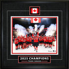 Frameworth - Equipe Canada serie classique 2025 champions Quatre Nations - impression encadree - 18" x 18"-Impression de hockey Equipe Canada sous licence officielle celebrant la victoire du championnat des Quatre Nations 2025