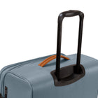 Bugattit - Valsie d'enregistrement souple 29po de la collection Cannes - Bleu-Intérieur doublé avec poche pratique
et sangles de maintien pour garder le contenu organisé et bien en place