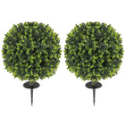 HOMCOM - Boule topiaire artificielle d’eucalyptus 22 po avec piquets de fixation au sol - vert - ensemble de 2-Le lot d’arbustes artificiels en buis présente une apparence réaliste, rehaussant l’attrait esthétique 