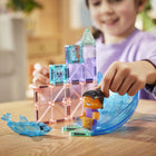 MAGNA-TILES -L’original ensemble de construction magnétique Dolphin Bay de 13 pièces-Idéal pour offrir en cadeau: Parfait pour les amoureux des animaux, les passionnés de l’océan et les jeunes conteurs de 3 ans et plus qui sont prêts à donner vie à des aventures ensoleillées au bord de la mer